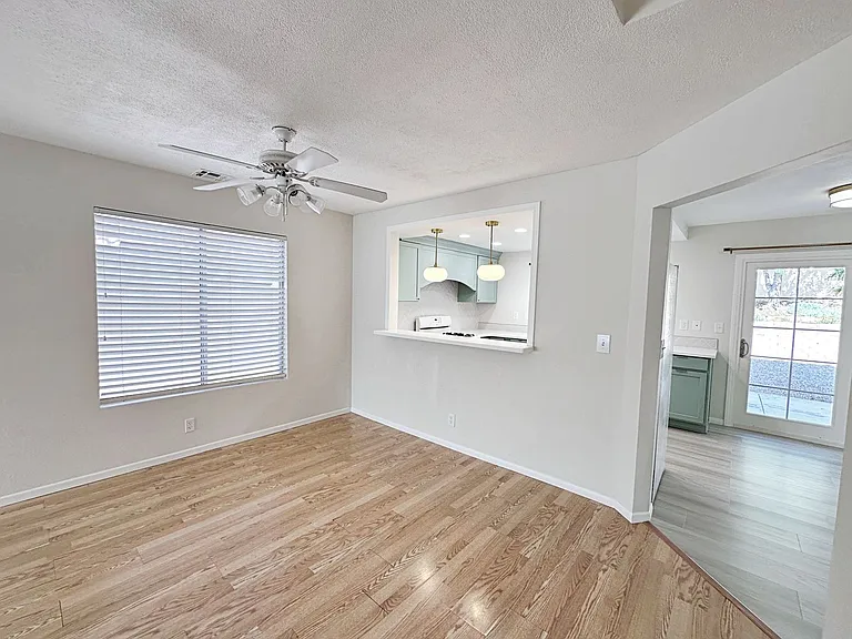 3317 Surfline Dr — Photo 9