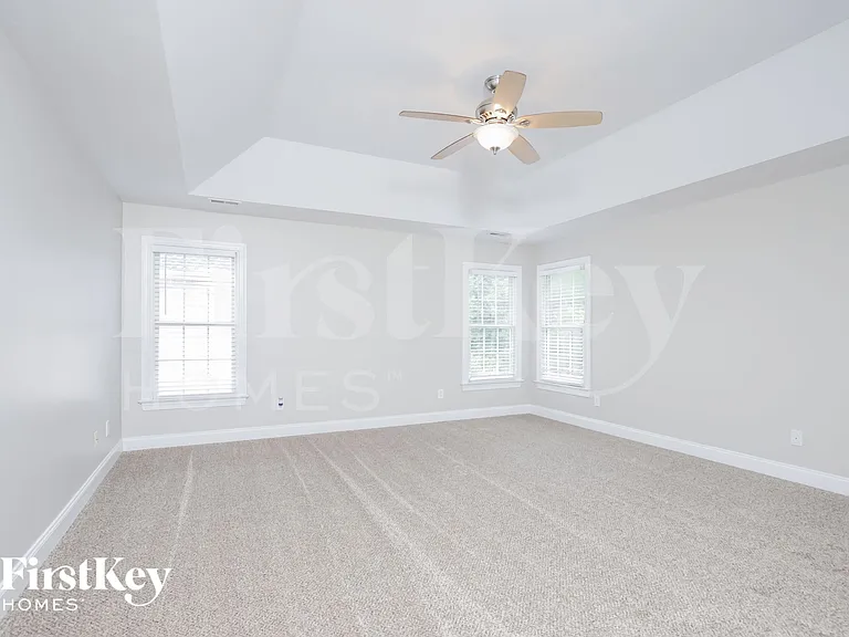 5515 Stone Crossing Dr — Photo 8