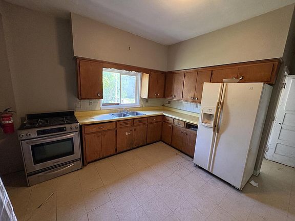 2nd image of 2105 W Mckinley AVENUE #2107