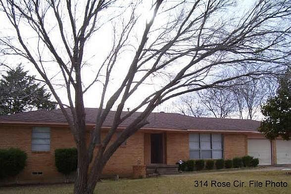 1st image of 314 Rose Cir