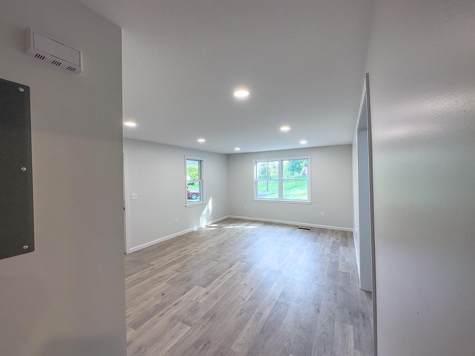 1st image of 453 Vineyard Ave Floor 1