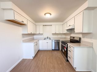 520 Hamilton St #520, Medford, OR 97501