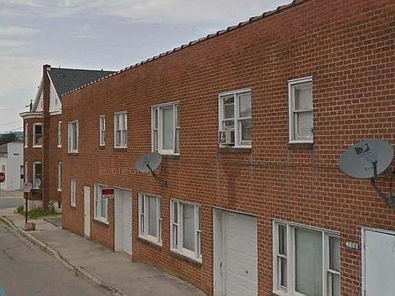 702 Baer Ave — Photo 1