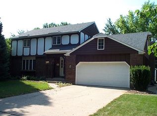 1019 Crestview, Vermillion, SD 57069