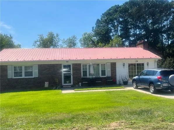 194 Terri Ln, Mount Airy, NC 27030