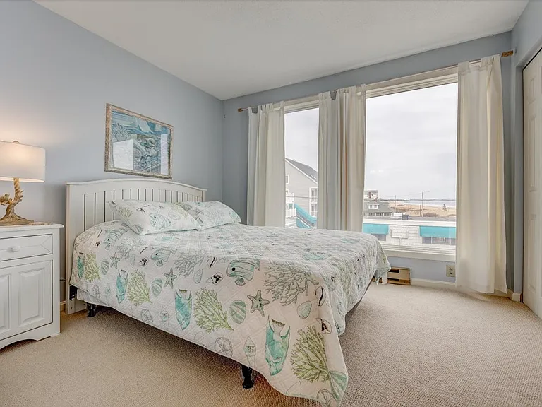 1 Seacliff Ave #3A — Photo 15