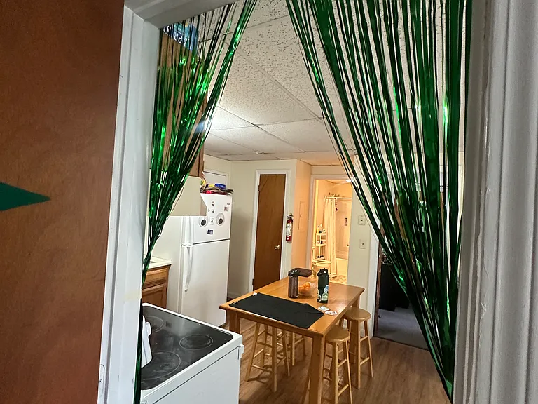 324 Main St #13 — Photo 6