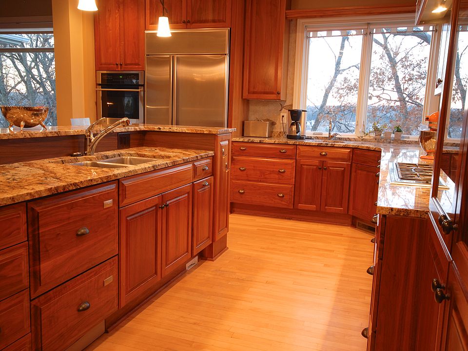 Airy kitchen