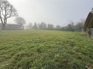 S 2nd St, Carlton, OR 97111