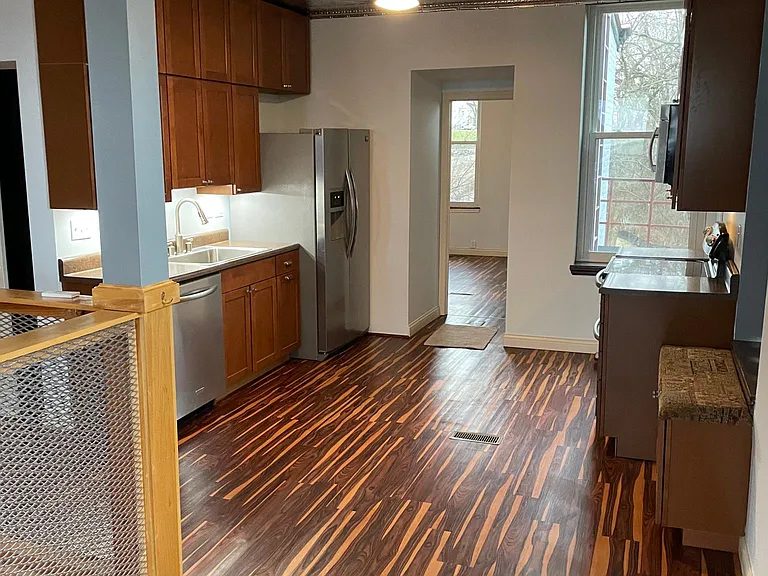 1810 Walker St — Photo 22