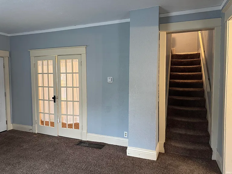 1149 E Indiana Ave — Photo 4