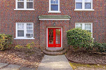 2101 Kirkwood Ave — Photo 48