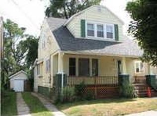 1052 Myrtle St NW, Grand Rapids, MI 49504