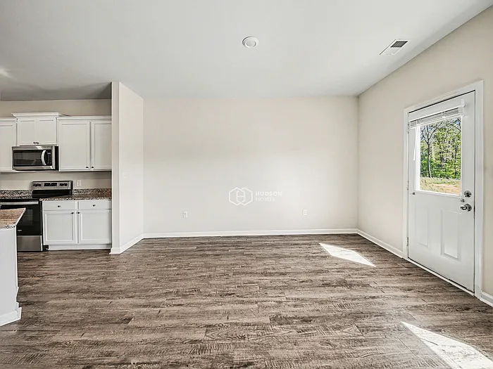 6937 Brandi Cir — Photo 5