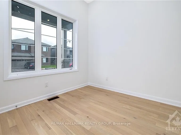 177 Lynn Coulter St — Photo 3