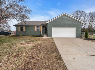 303 Lake Farm Rd, Smyrna, TN 37167