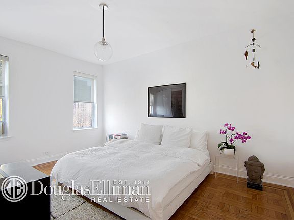 3rd image of 515 Edgecombe Ave APT 22