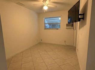49 SW 11th St APT 2, Dania, FL 33004