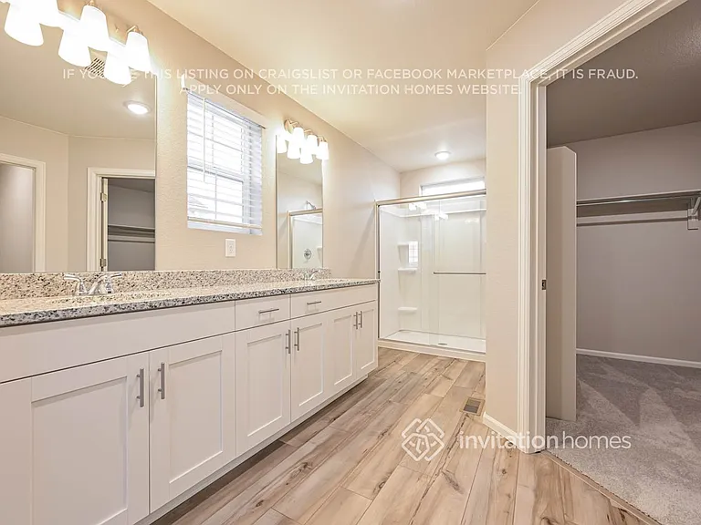 22352 E 38th Pl — Photo 12