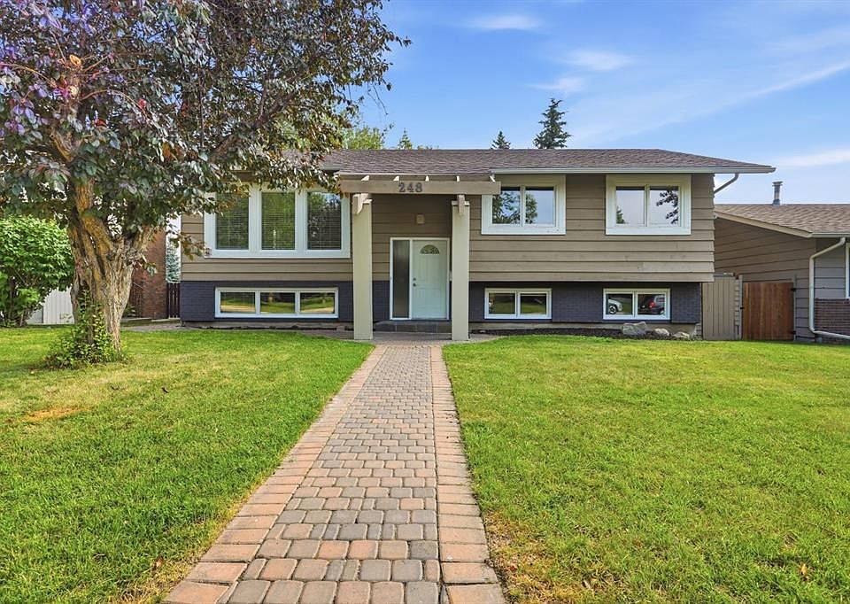 1st image of 248 SW Parkland Cres SE