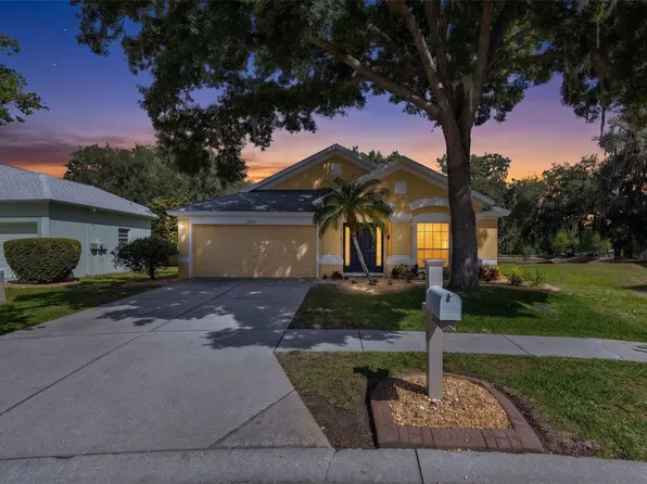 30709 Lanesborough Cir, Zephyrhills, FL 33543