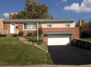418 Sunland Dr, Cincinnati, OH 45238