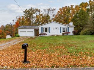 6975 Woodside Ln, Bloomsburg, PA 17815