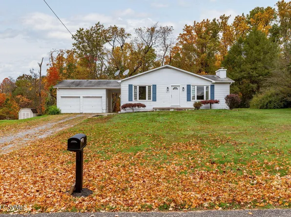 6975 Woodside Ln, Bloomsburg, PA 17815