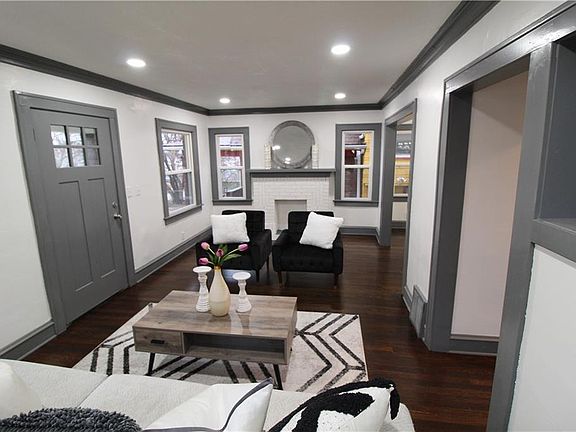 3rd image of 6214 Forest Ave