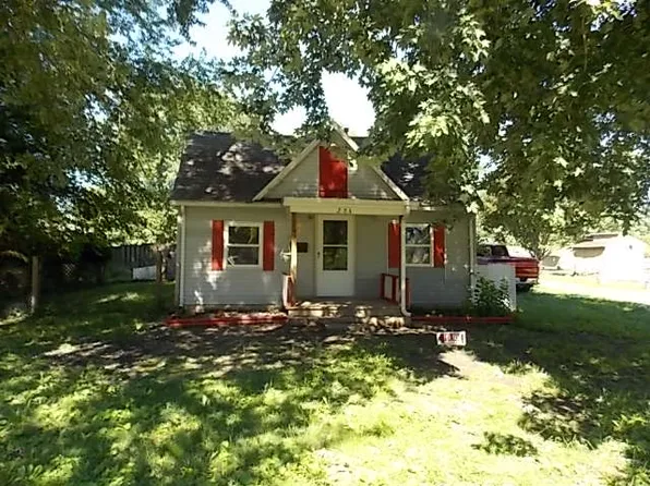 204 N Church St, Rossville, IL 60963