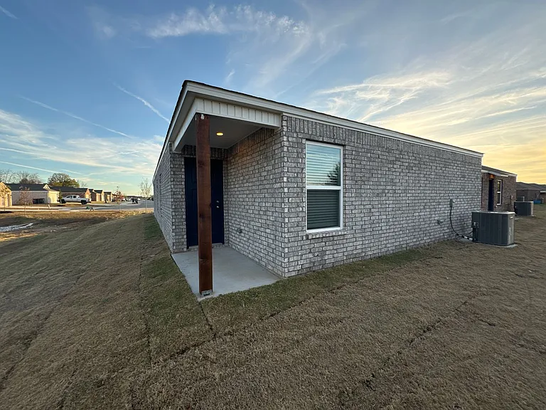 3144 Vail Ave — Photo 16