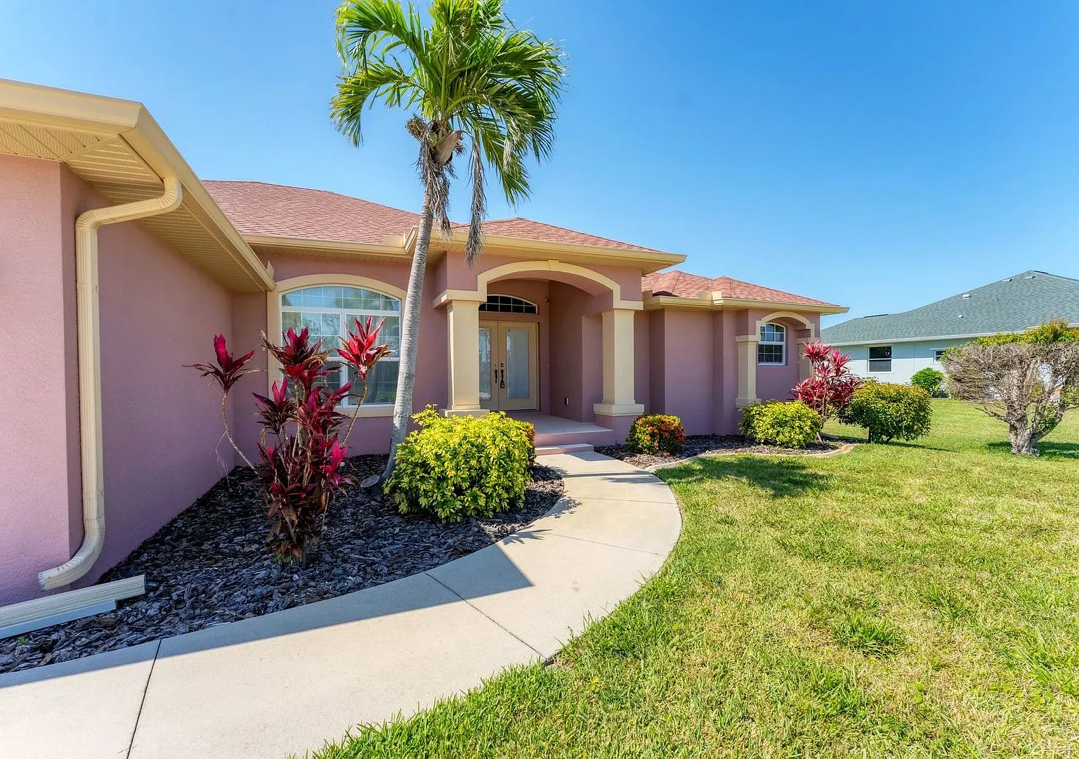 Rent Annually For $3000/Mo Or Seasonally For $7000/Mo — Photo 2