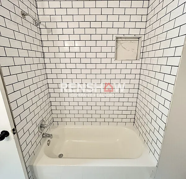 2310 Theda Ave — Photo 15