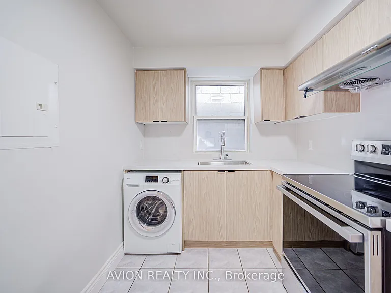 882 Broadview Ave #3 — Photo 18