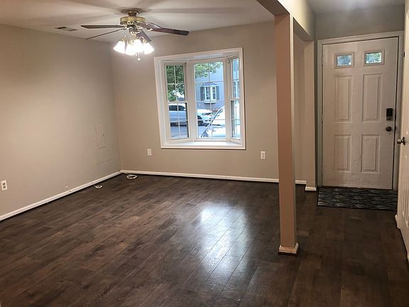 3rd image of 3617 Dewey Ct
