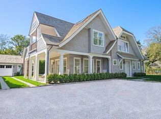 33 Bellows Ln, Southampton, NY 11968