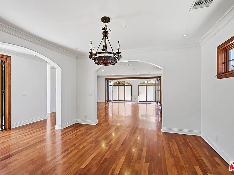 4129 Wade St — Photo 14