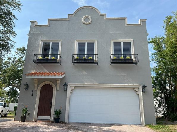 2221 Bahia Vista St