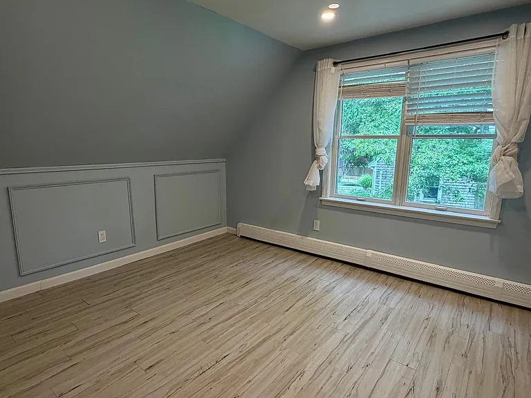 12 Anthony Dr — Photo 10
