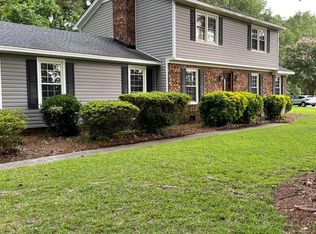 104 Evanswood Dr, Greenville, NC 27858