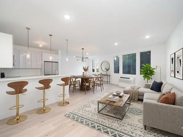 8621 River Road image 1 of 35