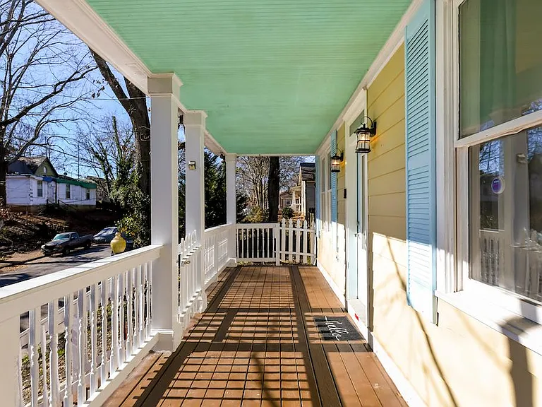 245 Hendrix Ave SW — Photo 3