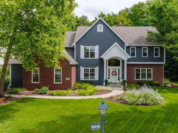16830 Vanderbilt STREET, Brookfield, WI 53005