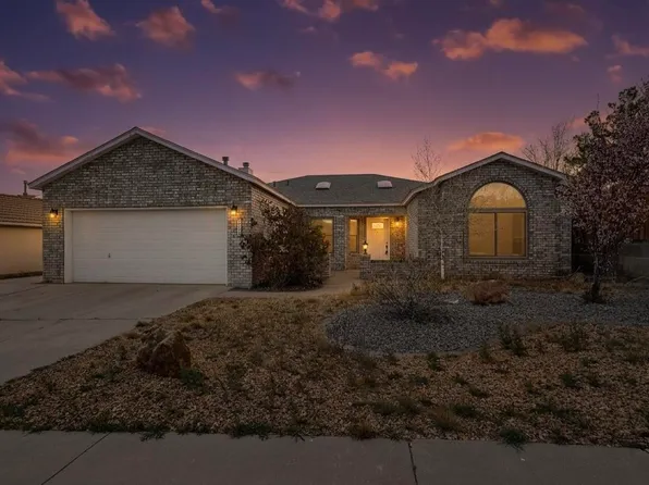 5404 Roanoke Ave NW, Albuquerque, NM 87120