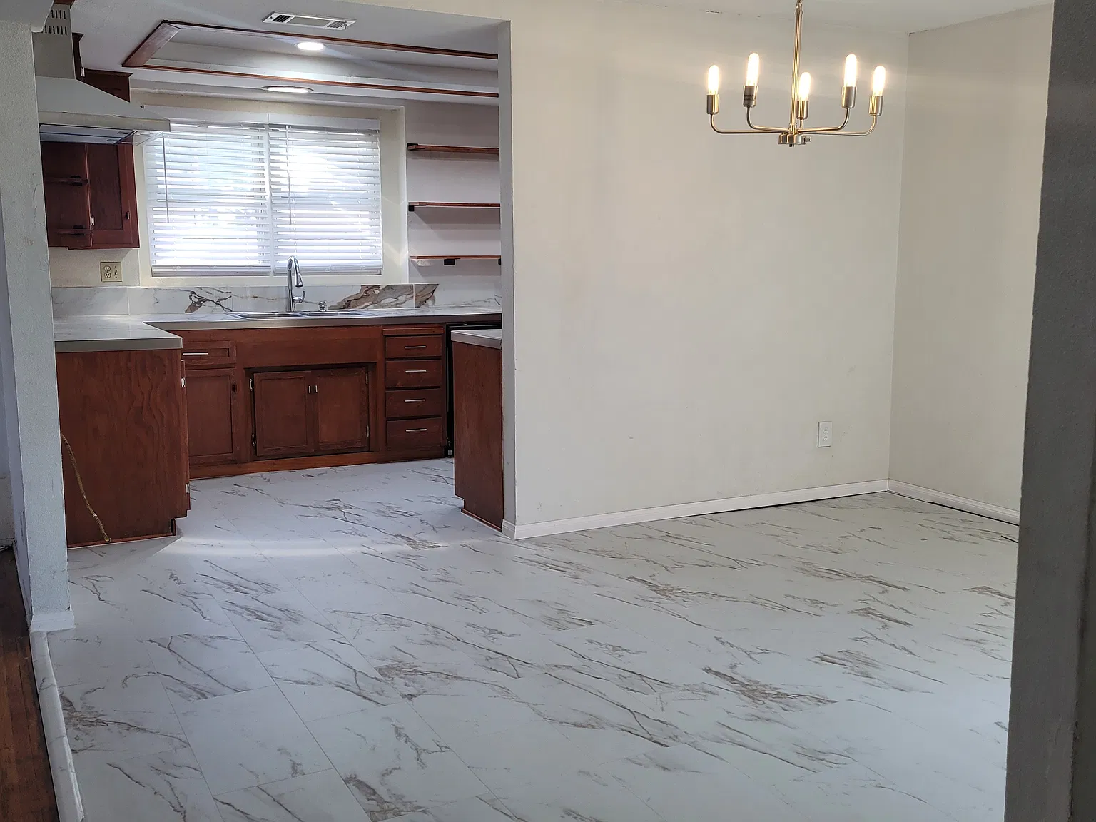 3 bed, 1245 sqft, $3,600 — Photo 3