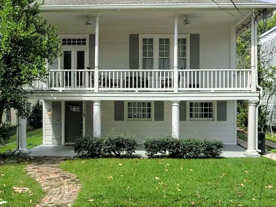 1st image of 2128 Pine St