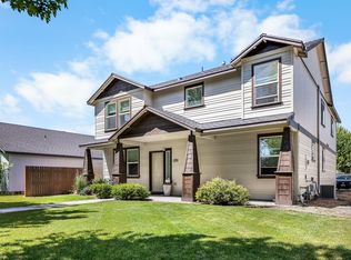 1331 NE 4th St, Redmond, OR 97756