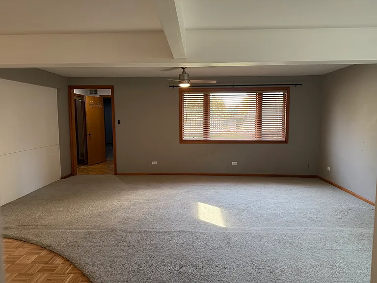 6808 W Forest Preserve Dr — Photo 3