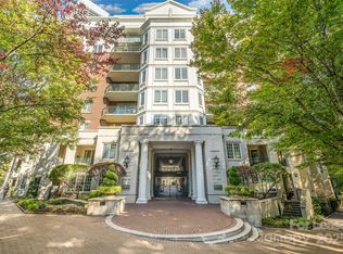 300 W 5th St APT 622, Charlotte, NC 28202