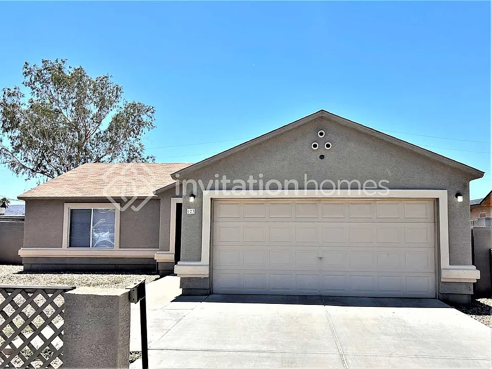 623 W Romley Ave